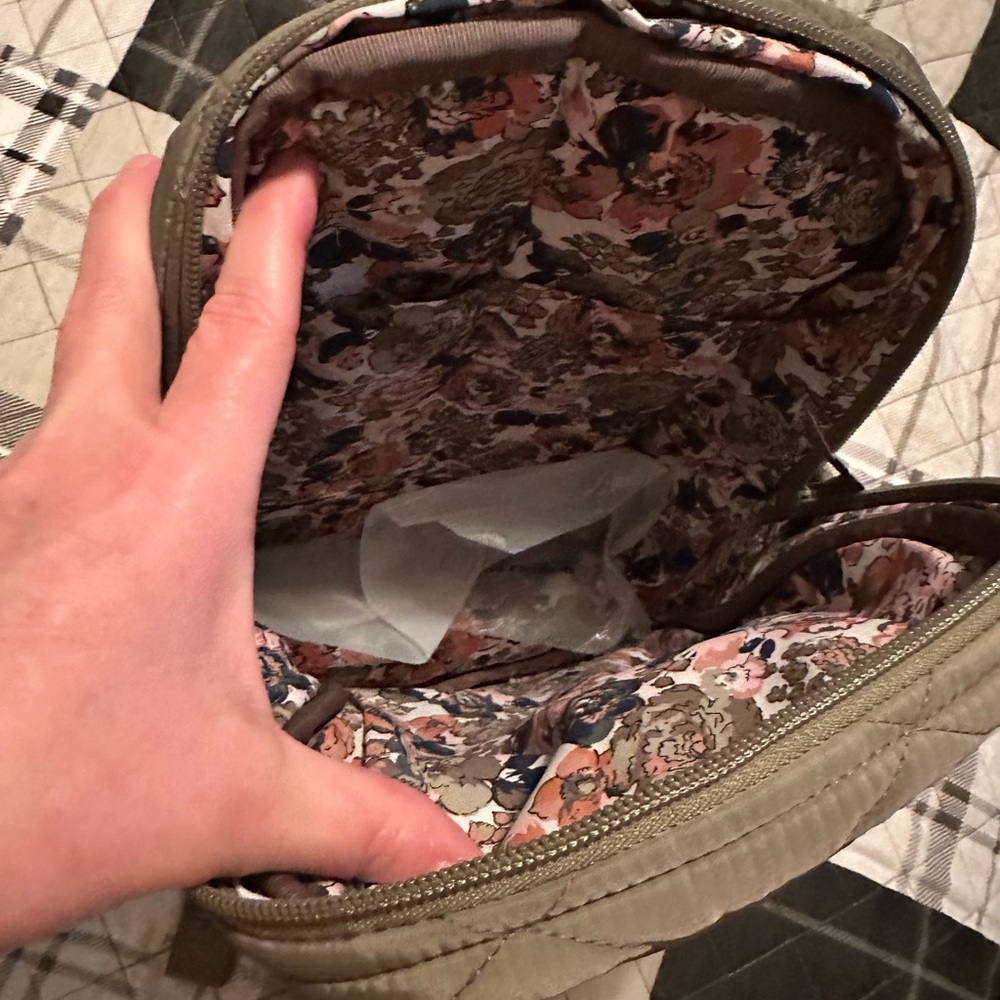 Vera Bradley Sage Essential Compact Backpack and Floral Sage Wallet NWT - Picture 5 of 10